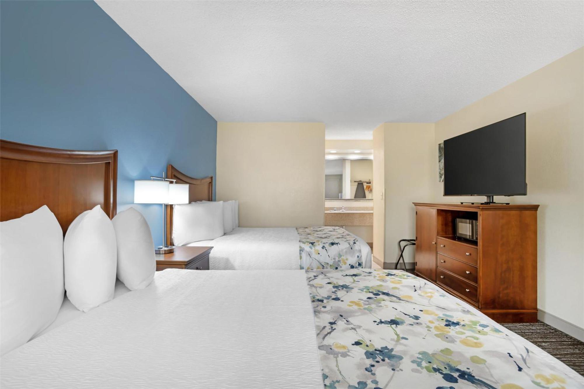 Best Western Inn&Suites Monroe Buitenkant foto