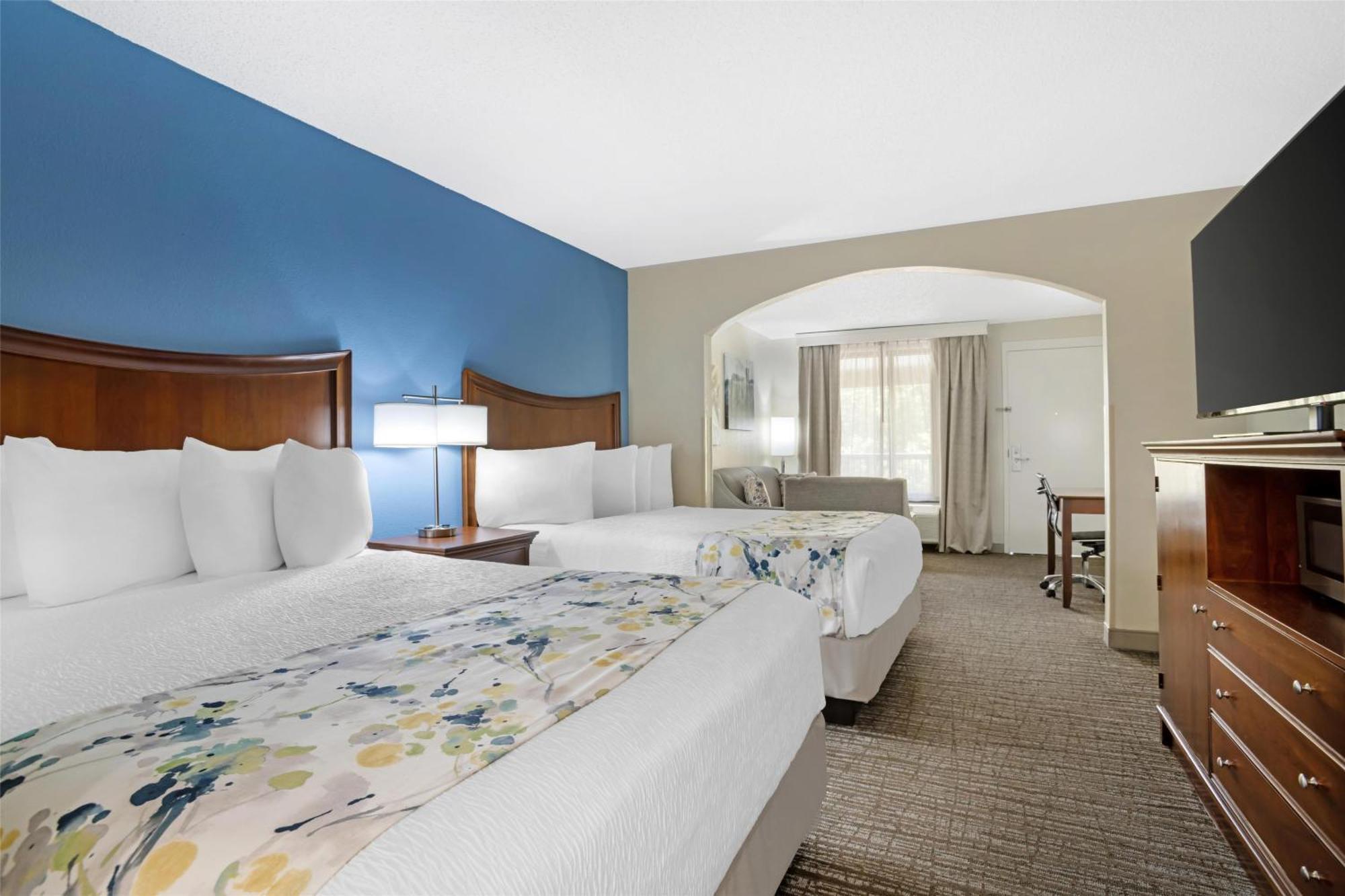 Best Western Inn&Suites Monroe Buitenkant foto